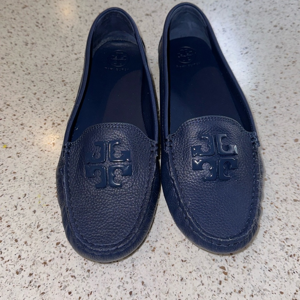 Tory Burch Navy driver loafers. Sz 9. Like new